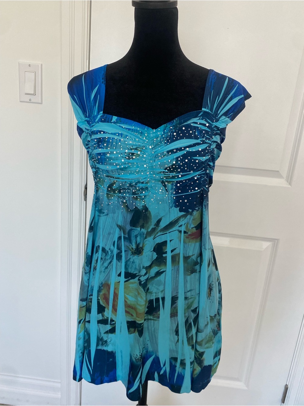 Blue Floral Ruched Cap-Sleeve Dress